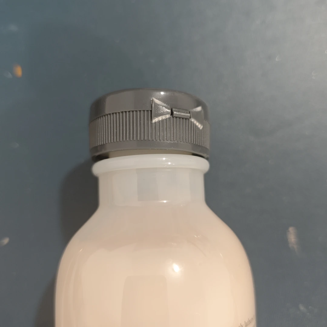 馥 牛奶沐浴露260ml