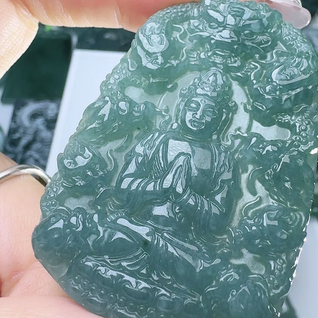 翡翠未镶嵌颈饰天然的A货翡翠多样性发其一