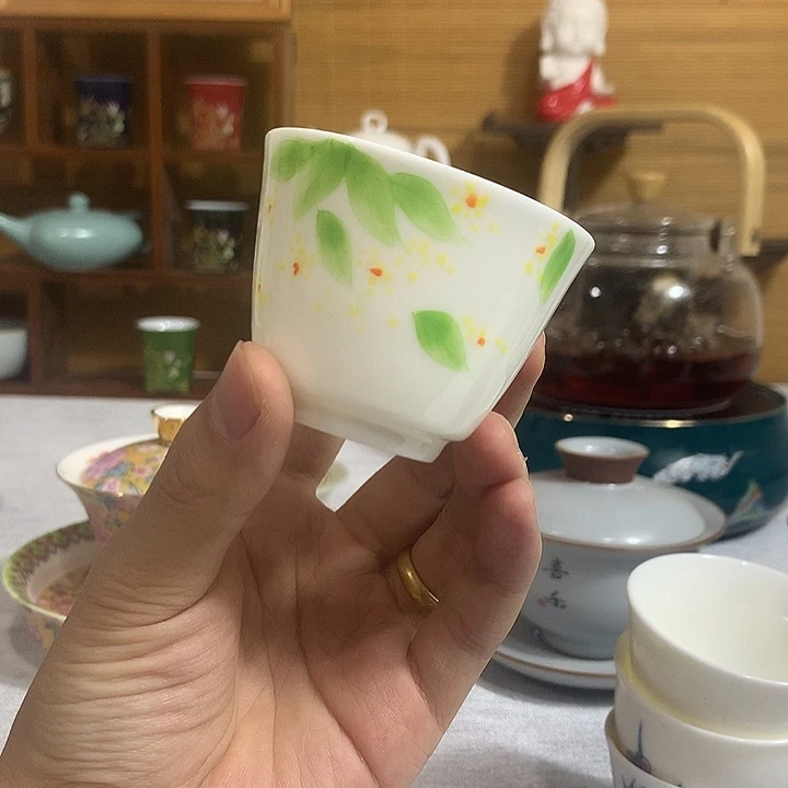 手绘茶杯60容量羊脂玉瓷