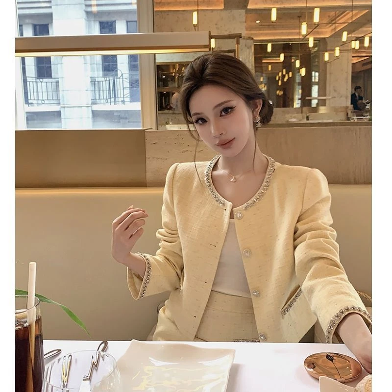 黄色小香风千金套装女秋季新款名媛风气质修身优雅外套短裙两件套