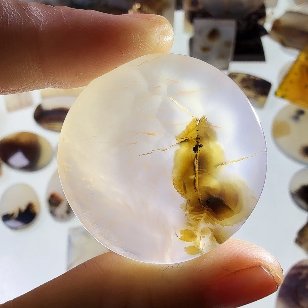 玛瑙/玉髓未镶嵌珠宝半成品