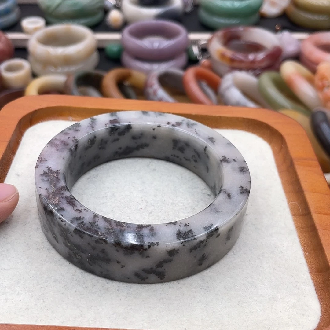 石英质玉圈口58未镶嵌棉*