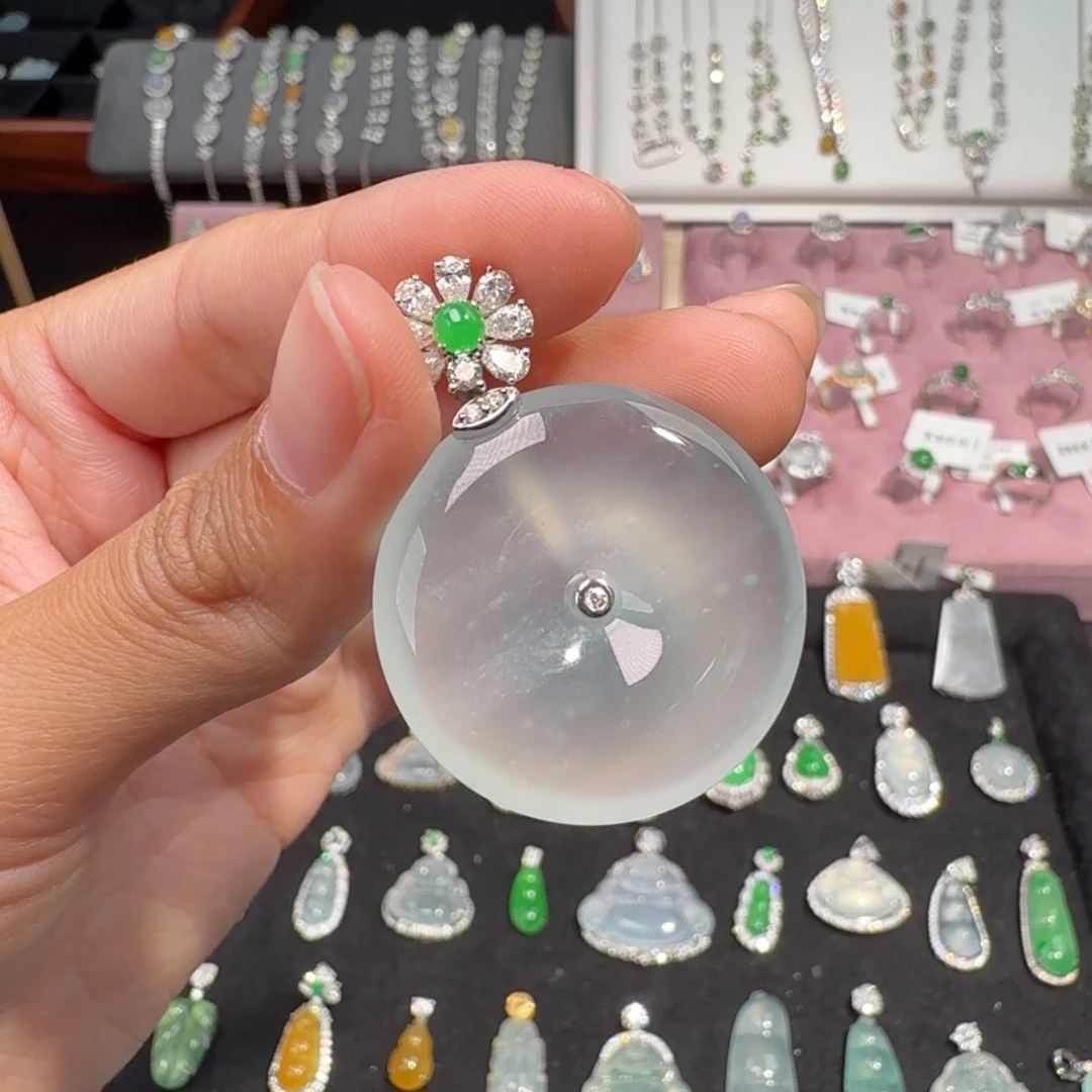 翡翠18K金镶嵌颈饰纯天然缅甸翡翠A货平安扣