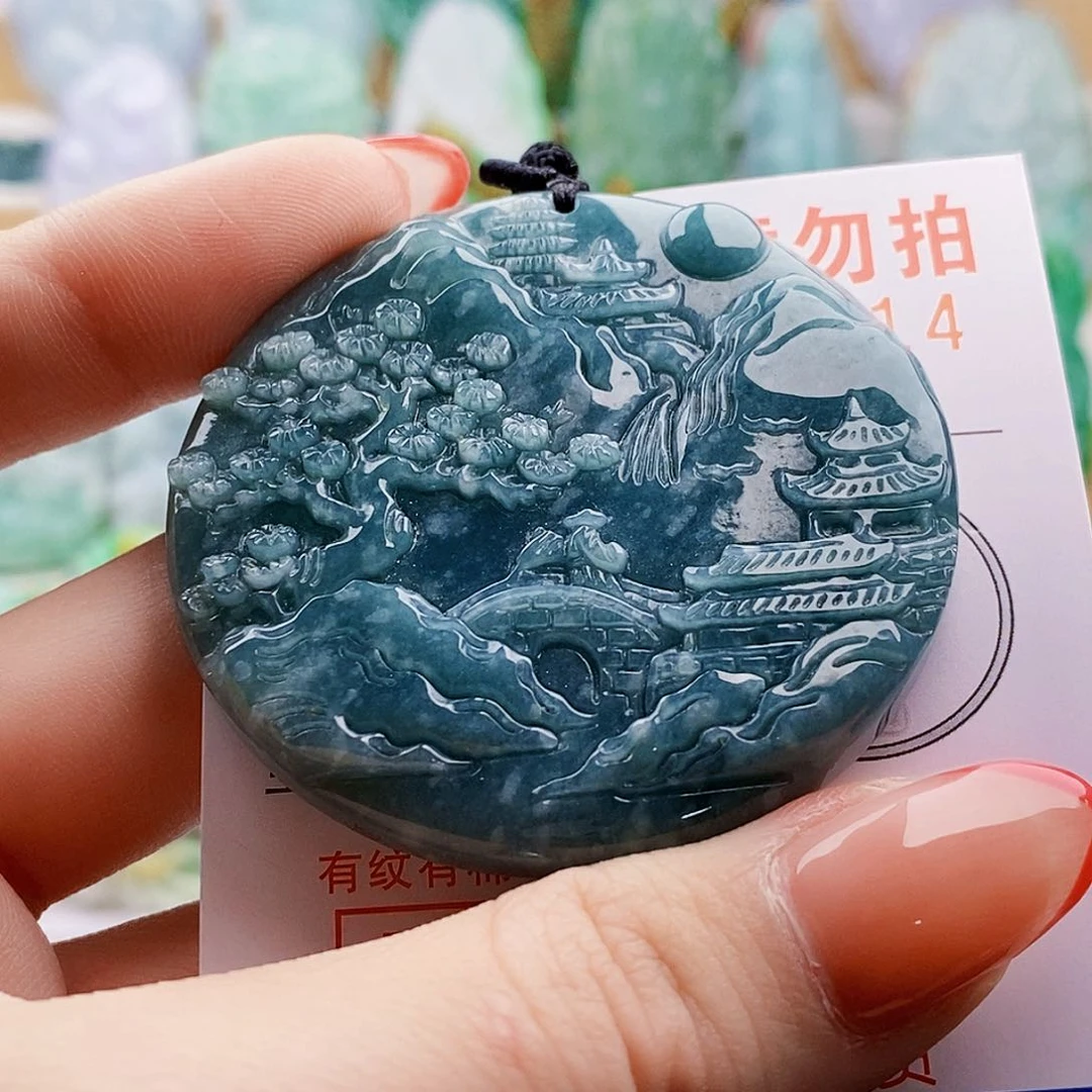 吊坠(不含链)未镶嵌翡翠