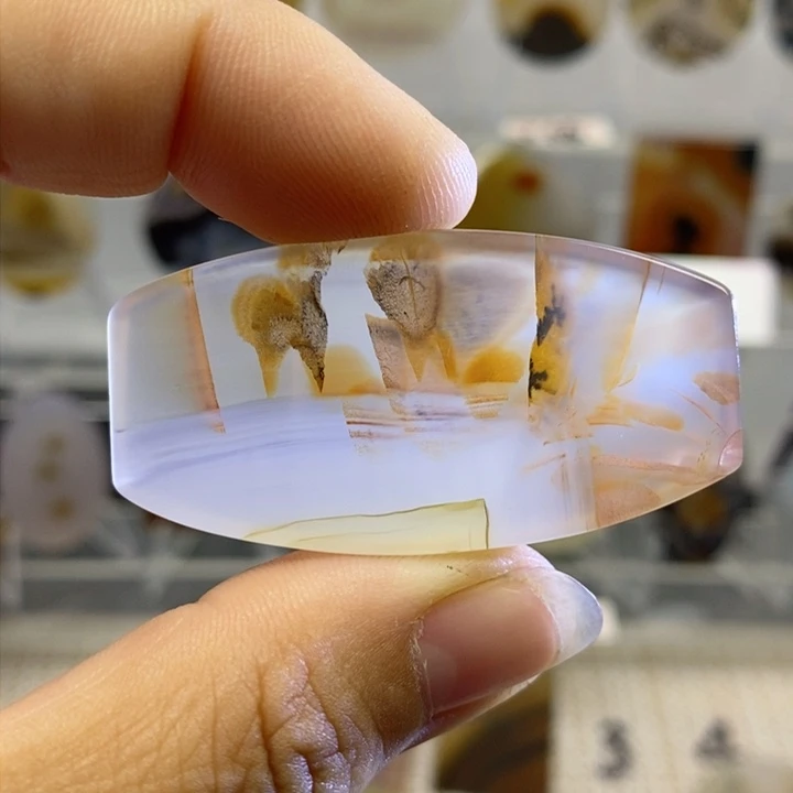 玛瑙/玉髓颈饰未镶嵌