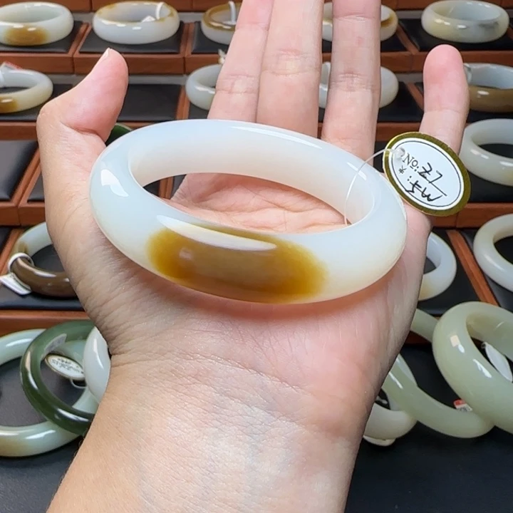未镶嵌手镯和田玉红糖脂白55.2