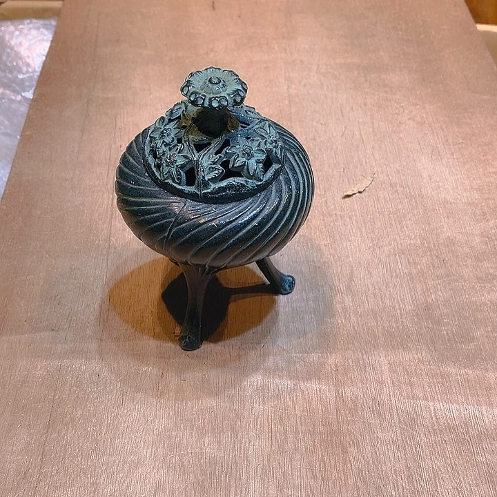 老铜香炉哦哈哈哈哈哈