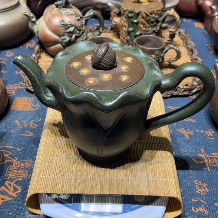 琉***児紫砂茶壶紫砂。