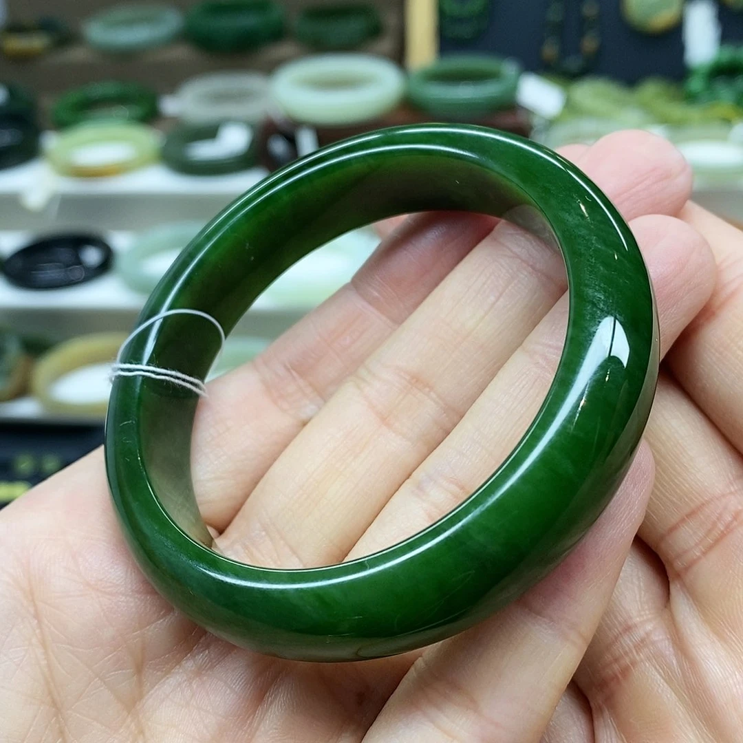 【闪购商品】未镶嵌手镯和田玉