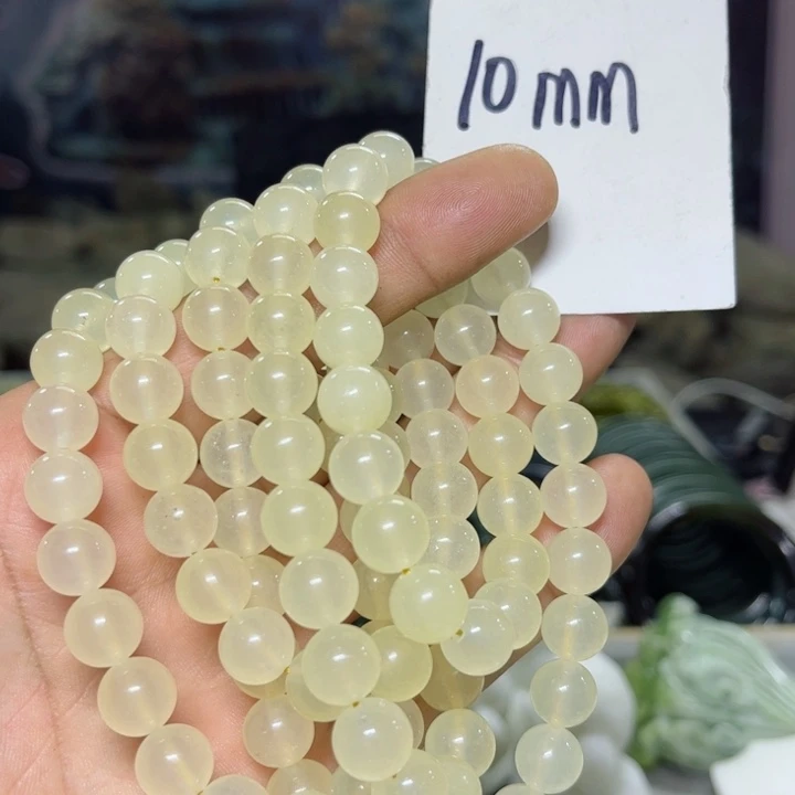 蛇纹石玉项链未镶嵌喀*沁