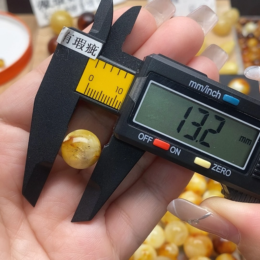 蜜蜡未镶嵌裸石蜜蜡1017