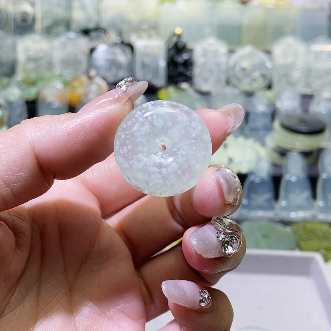 岫玉吊坠未镶嵌W****贵吊坠