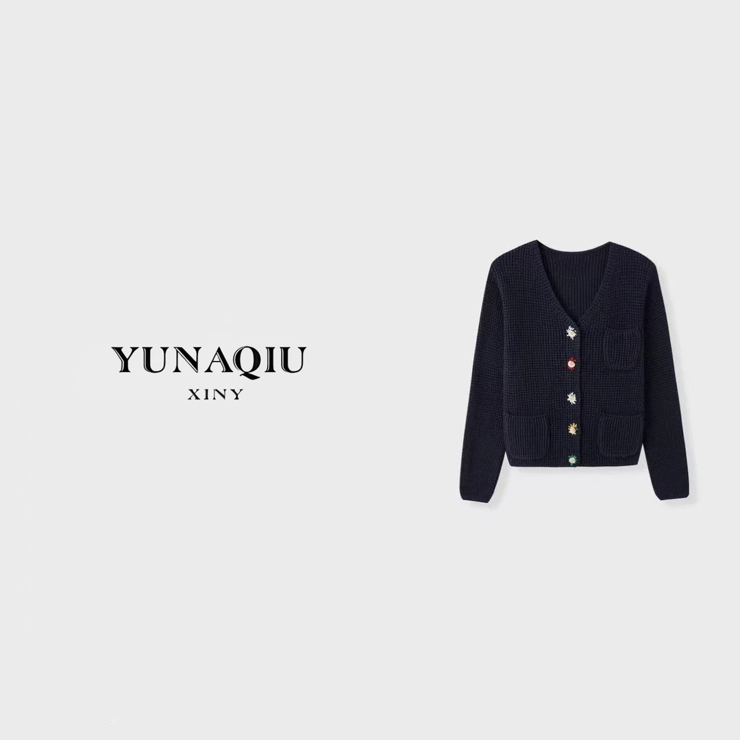 YUNAQIU-气质钩花长袖时尚秋冬羊毛针织衫-9796