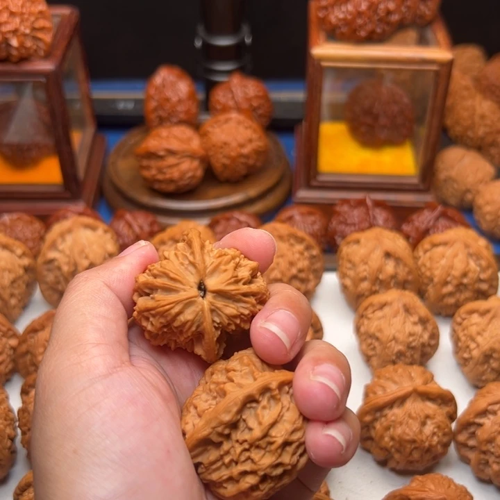 桃核吊坠?****远好好好好好好