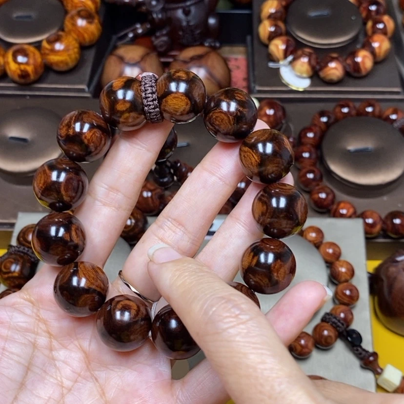 【闪购商品】花梨木类最***物1.8-1.8-1.8