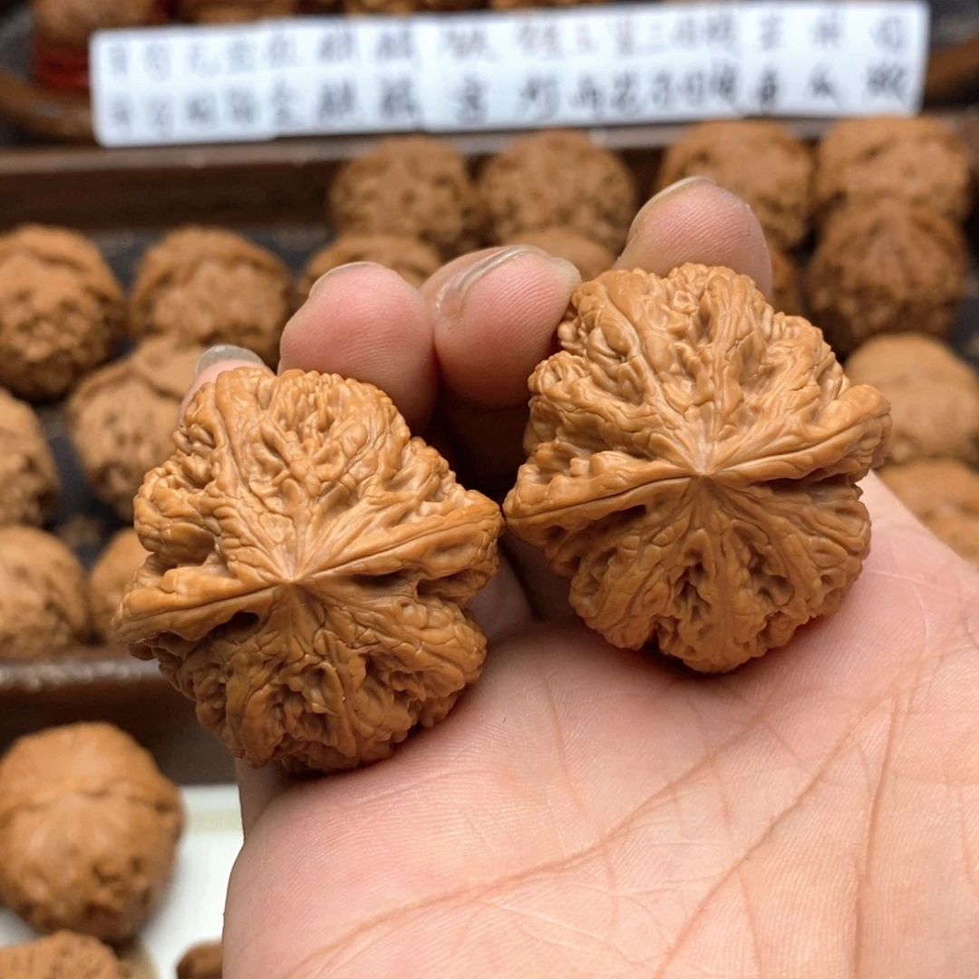 随***安吊坠文玩核桃38尺 全品大粗筋 66