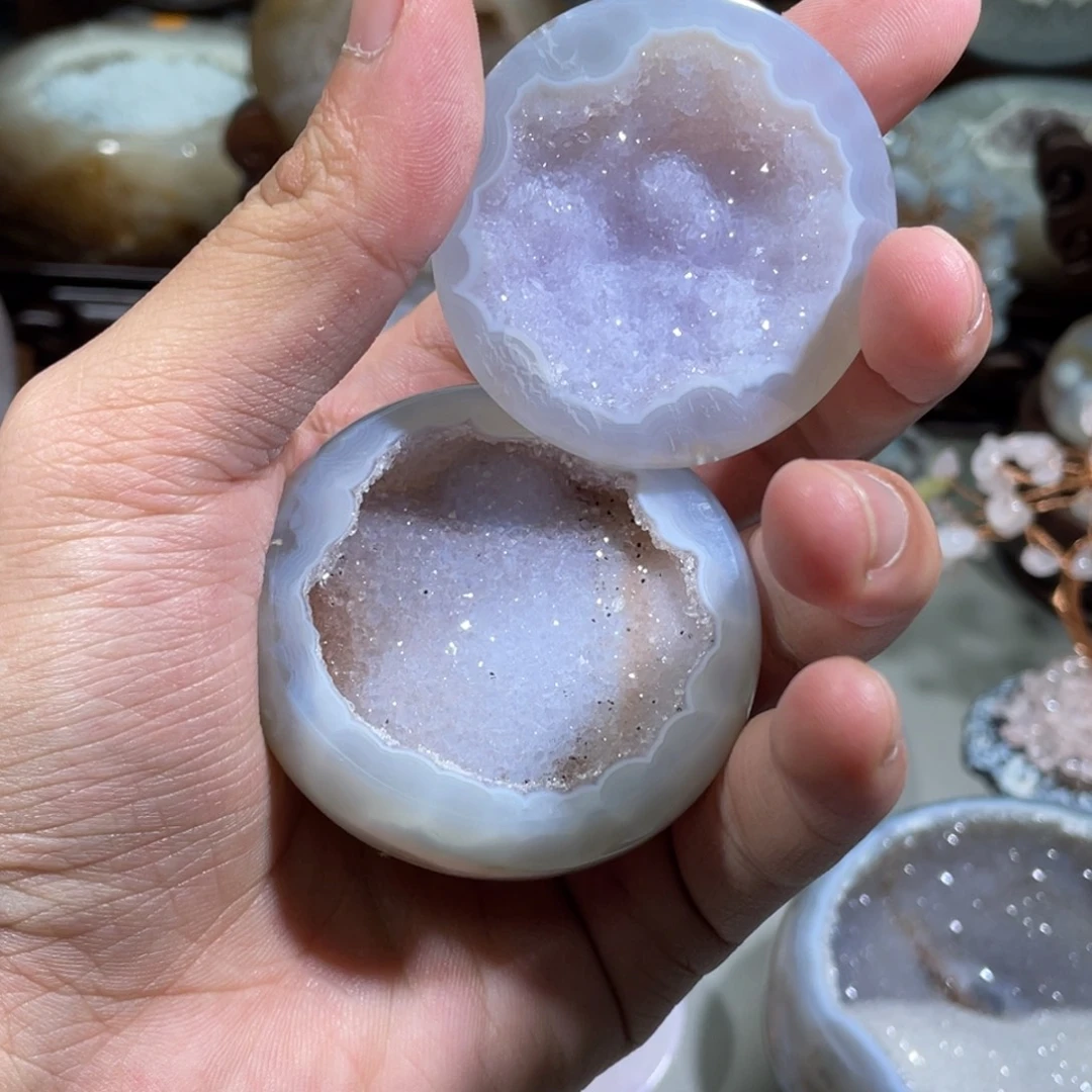 未镶嵌摆件水晶聚宝盆
