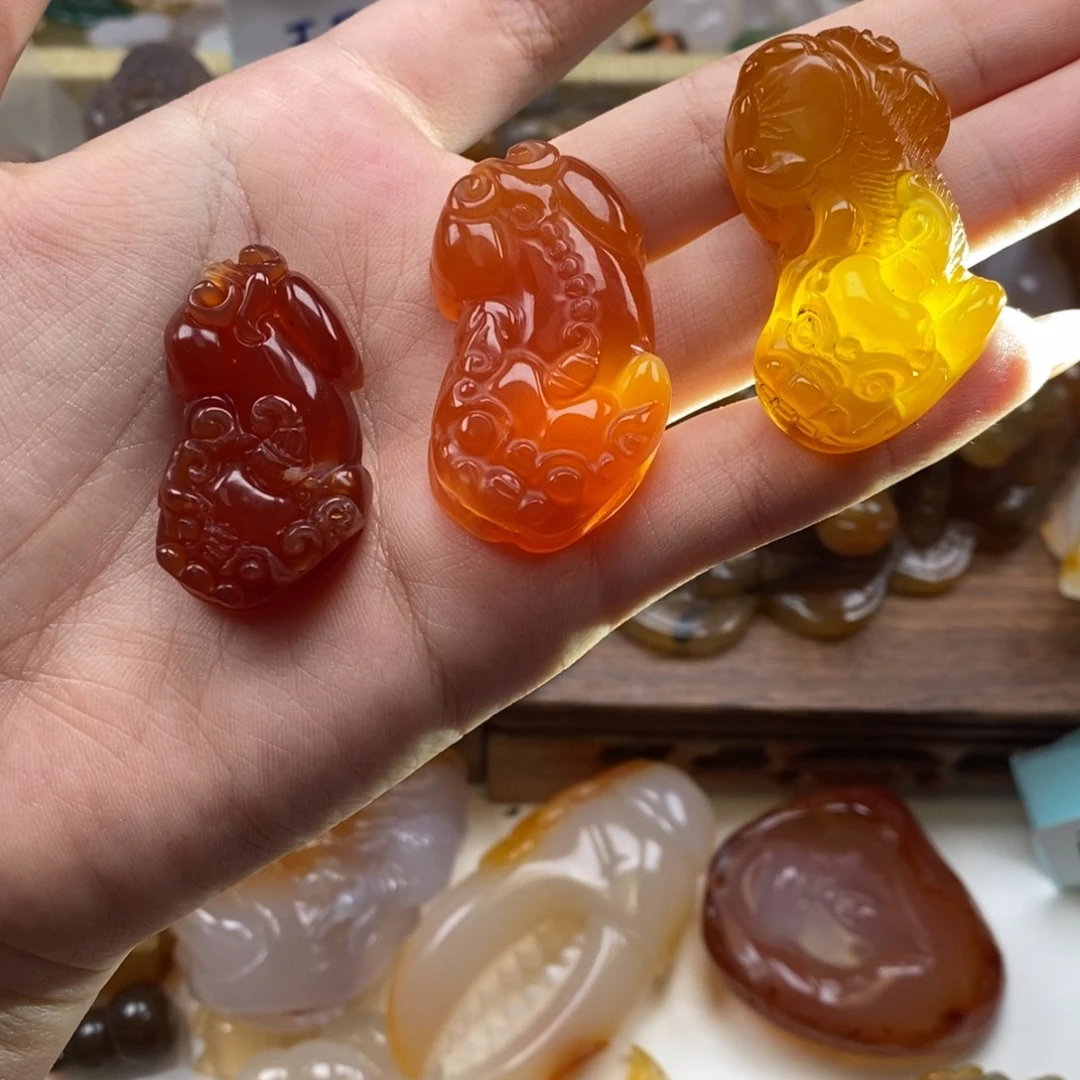 玛瑙/玉髓未镶嵌颈饰