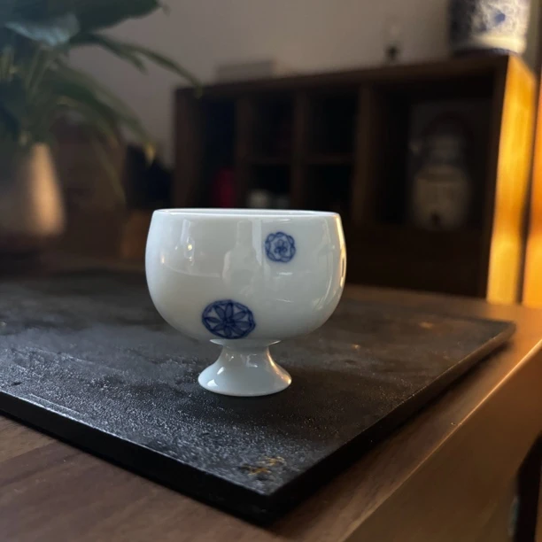 【南风】景德镇手绘皮球花高足品茗杯113