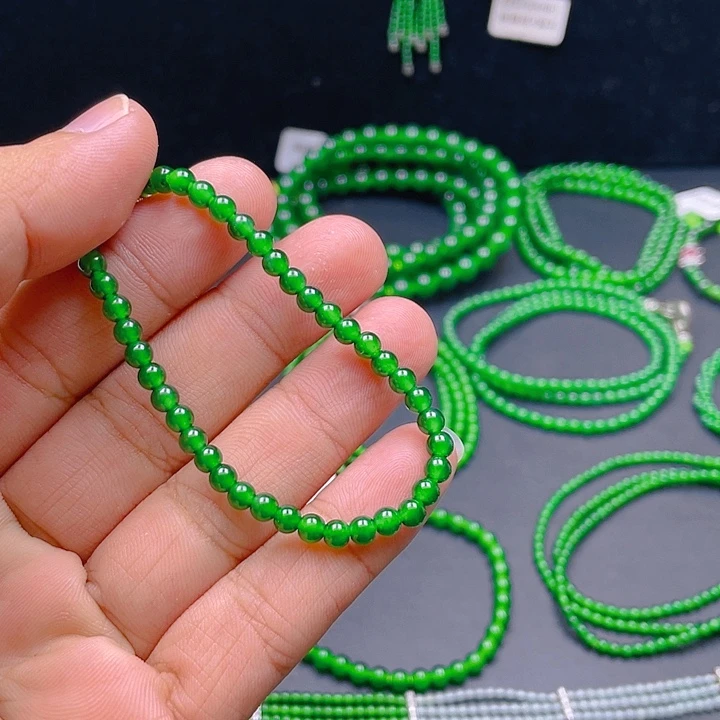 颈饰未镶嵌翡翠A货卡4