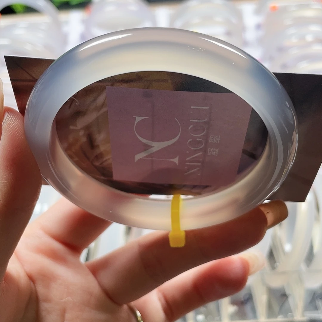 祈***愿玛瑙/玉髓未镶嵌手镯