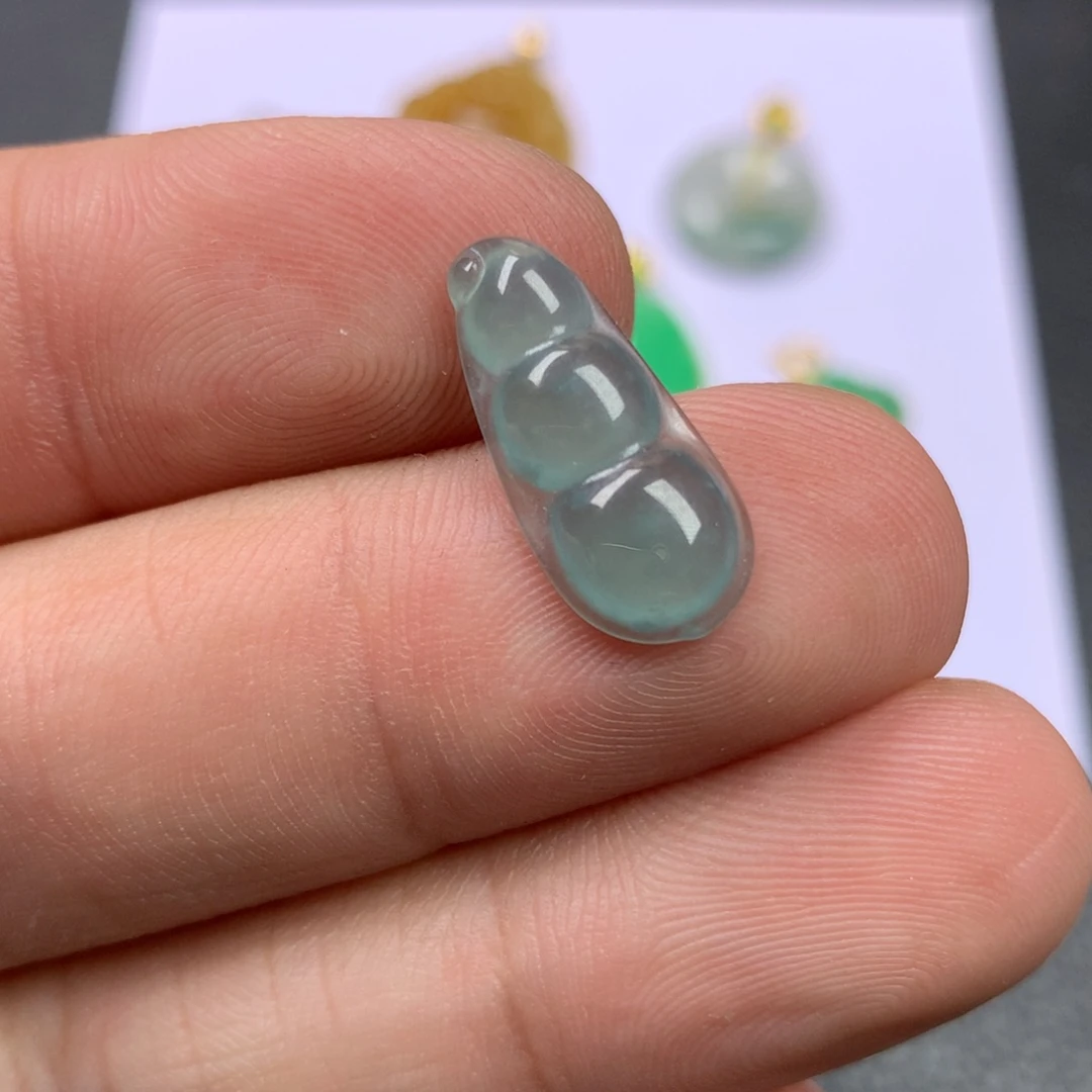 【闪购商品】颈饰未镶嵌翡翠翡翠