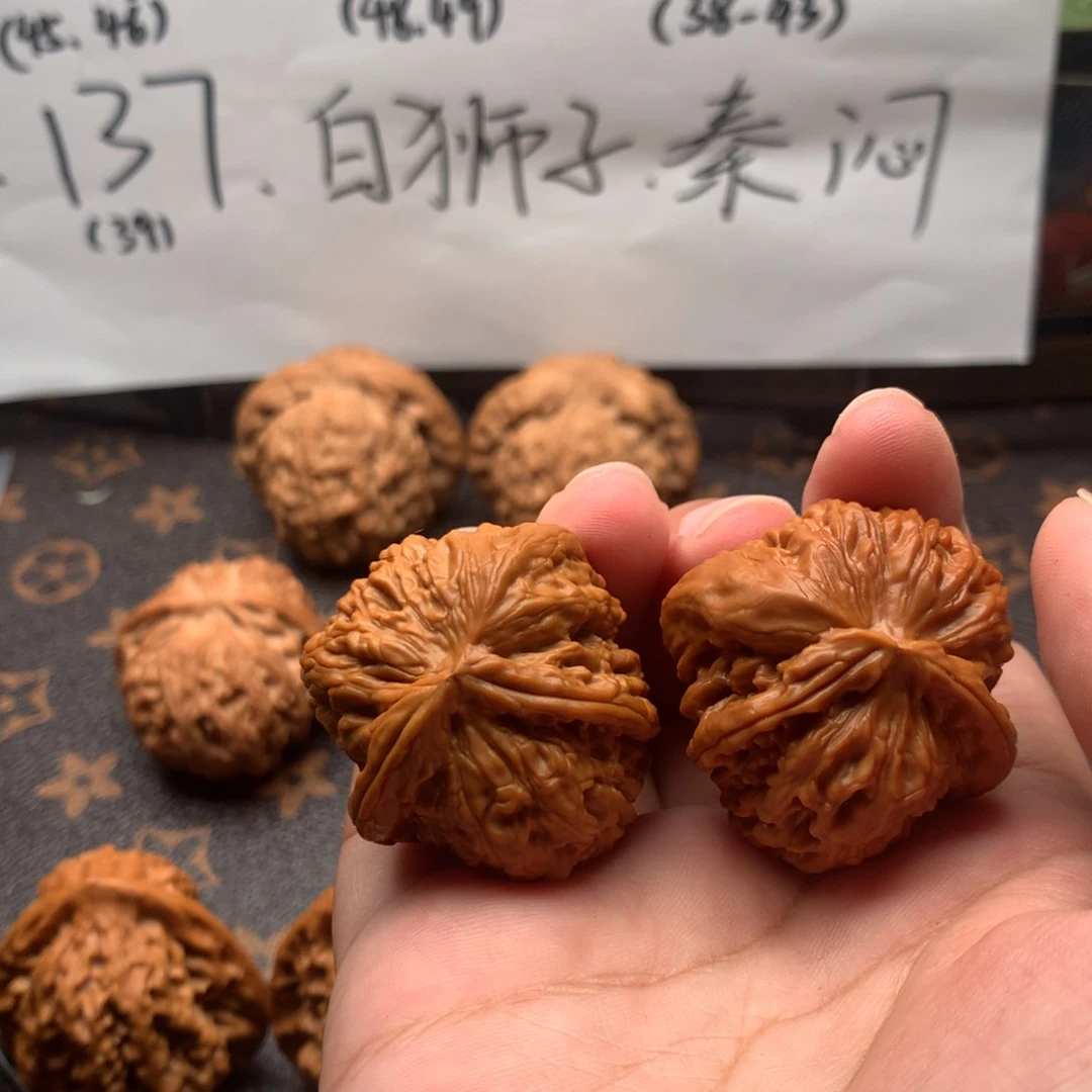 文玩核桃把件异形
