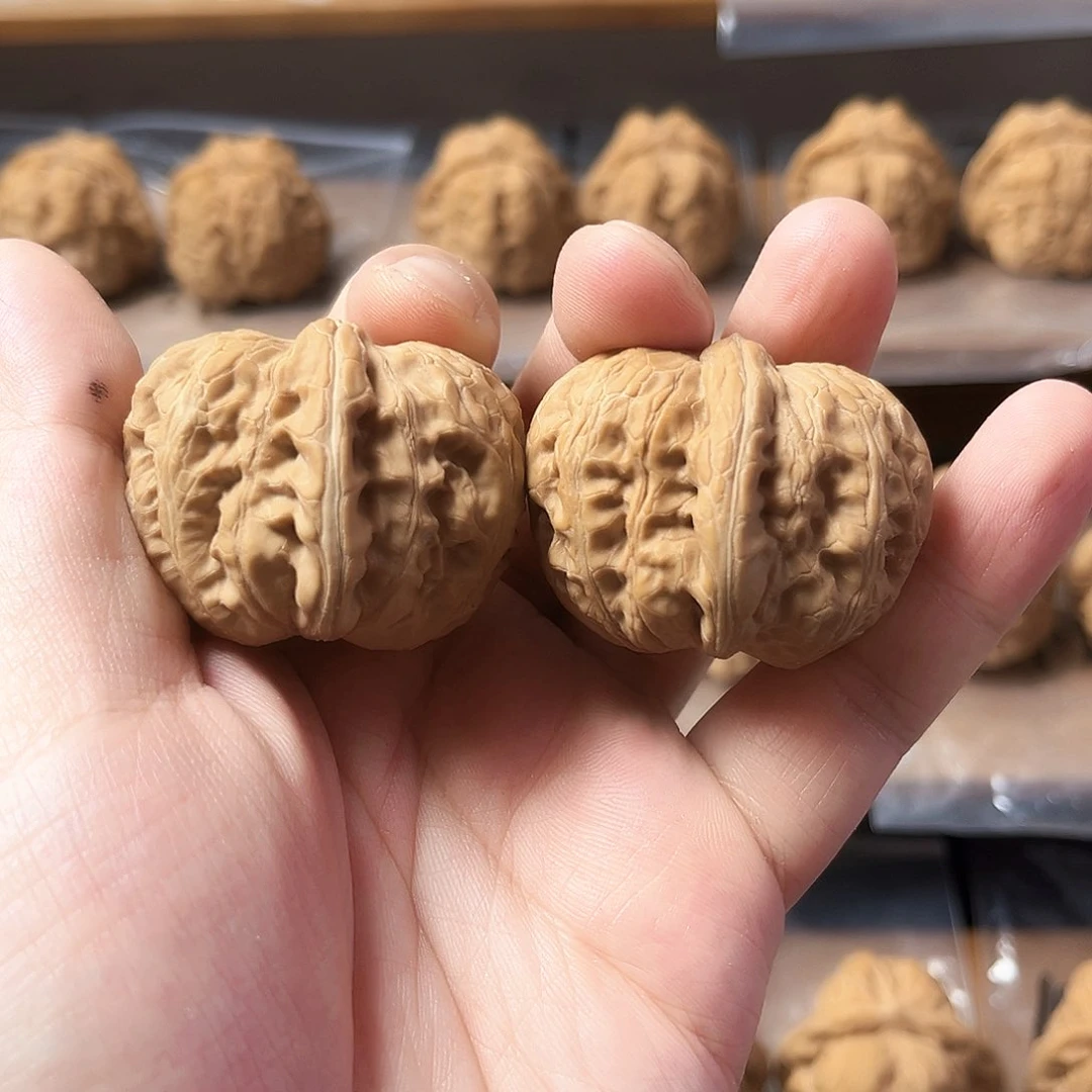 文玩核桃把件全品元宝文玩核桃