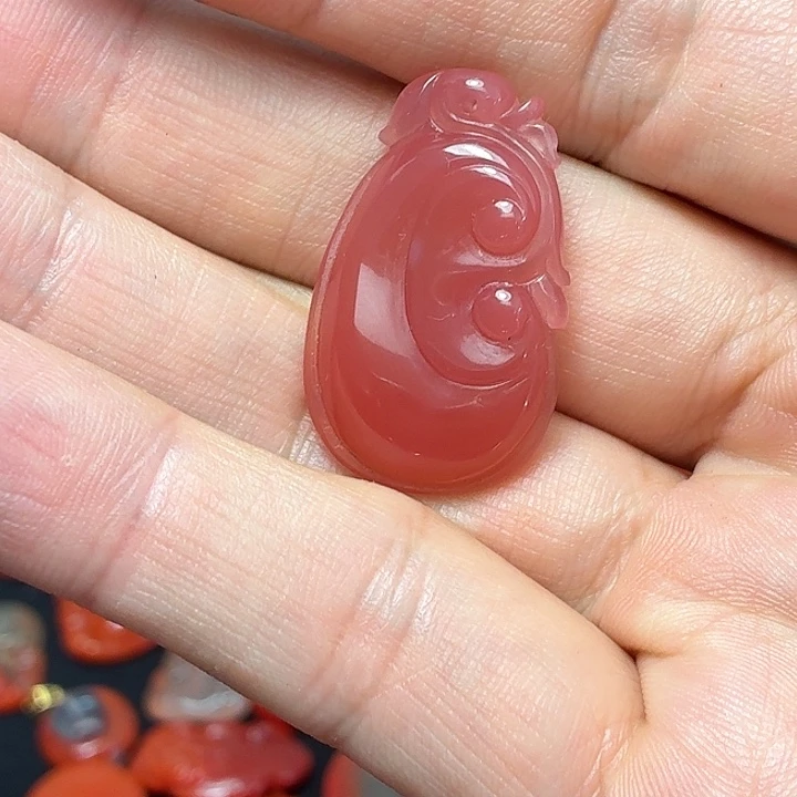 木***木南红玛瑙吊坠未镶嵌