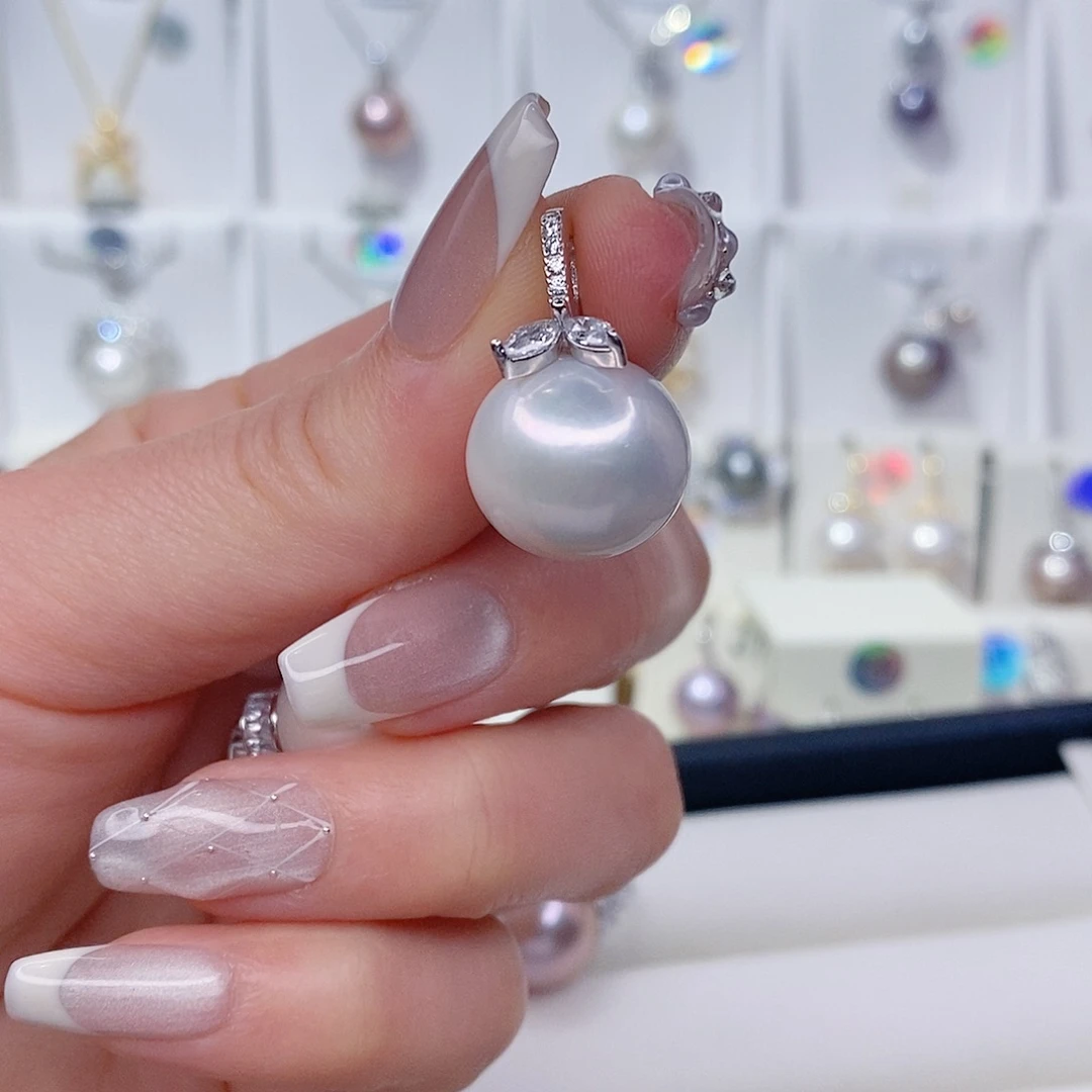 雨***烟淡水珍珠银S925镶嵌吊坠(赠链)15➕