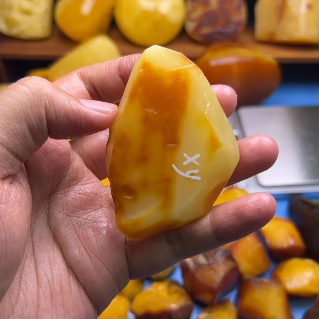 略***略定制琥珀未镶嵌12345678