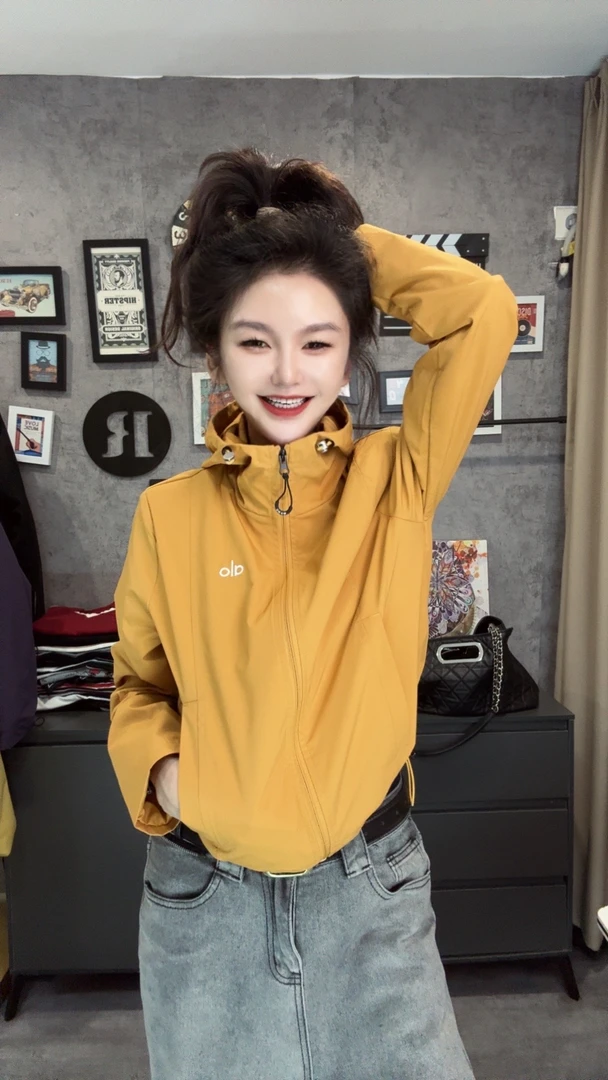 2025秋季新款时尚防风短款收腰连帽风衣工装韩版休闲外套女