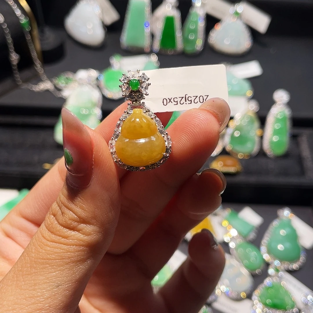 翡翠银S925镶嵌颈饰