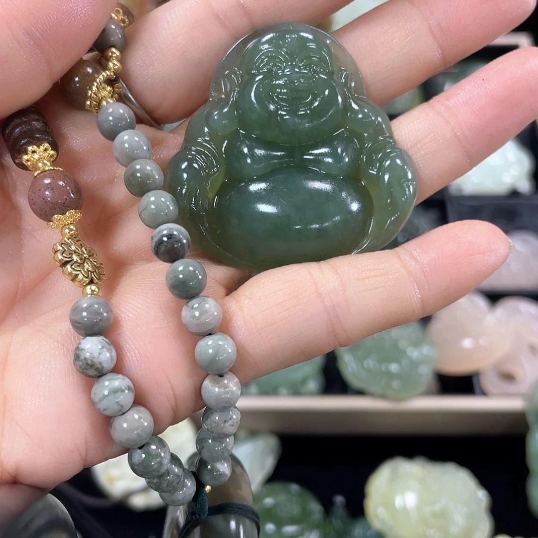 蛇纹石玉颈饰未镶嵌