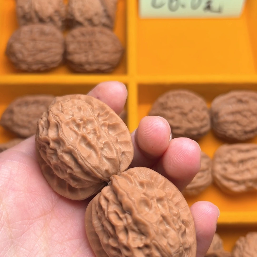 抖***板文玩核桃把件文玩核桃