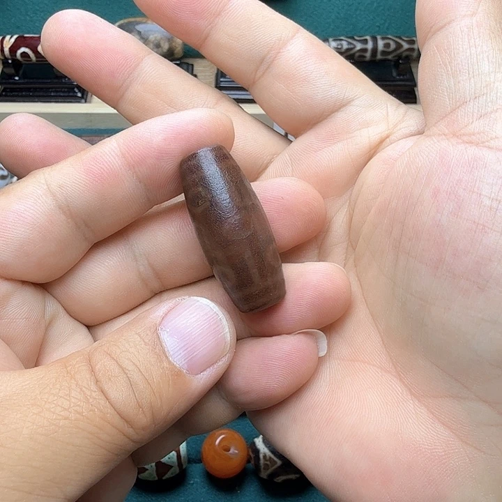 奕***玛瑙/玉髓未镶嵌颈饰