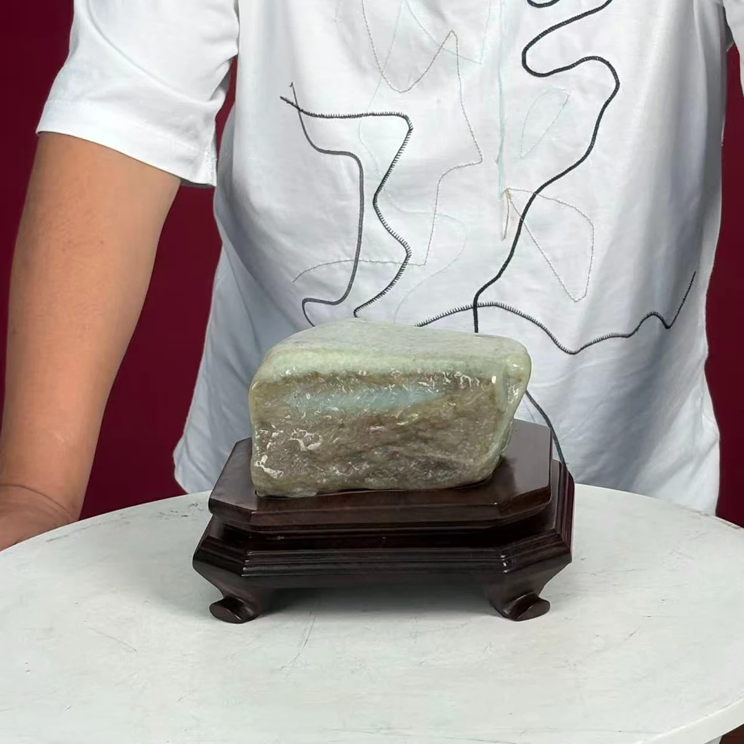 新疆玉料原石带底座发一件编号2546