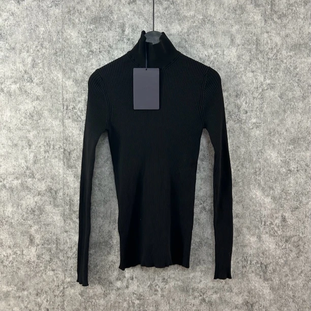 未使用 Prada/普拉达 Prada黑色高领打底衫