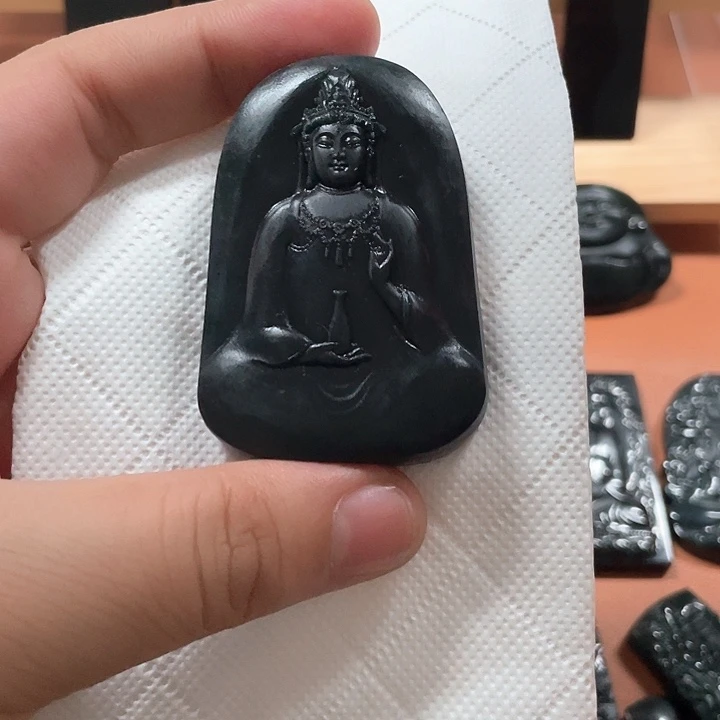 翡翠未镶嵌颈饰天然翡翠A货  素衣观音 46牌