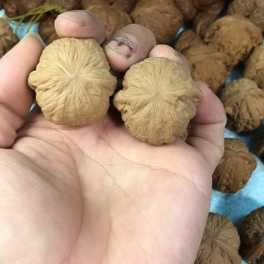 文玩核桃吊坠矮桩铁锤妹妹