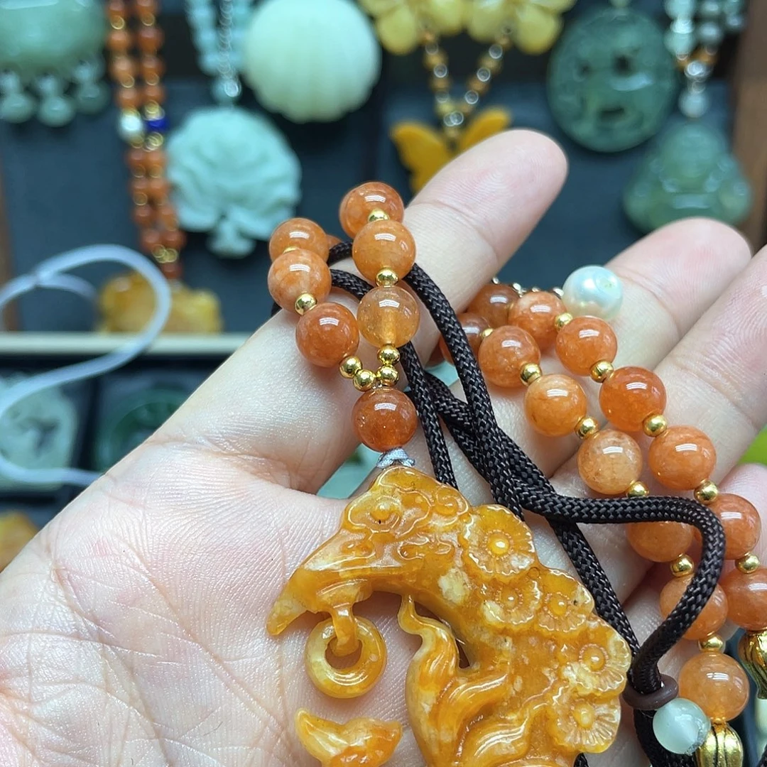 未镶嵌蛇纹石玉颈饰
