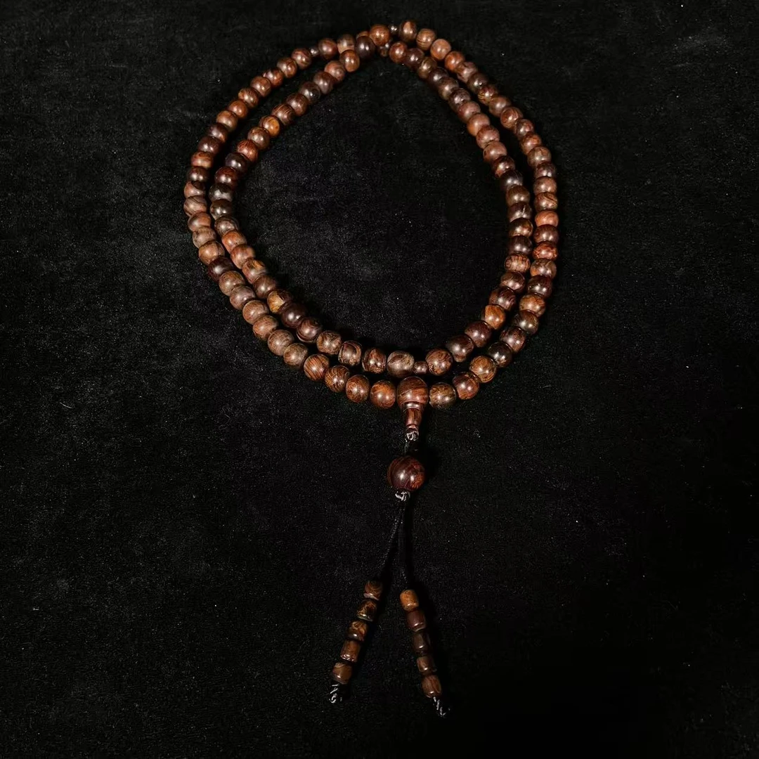 Lot20:  黄花梨念珠108颗重：174g