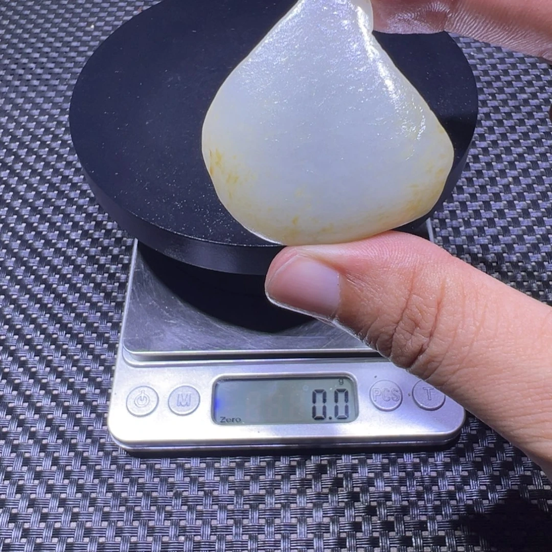 吊坠(不含链)未镶嵌和田玉（子料）29
