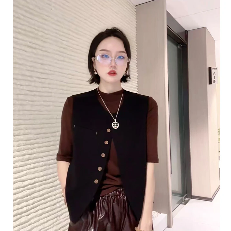 2025秋季时尚百搭气质洋气通勤女单排扣纯色短马夹