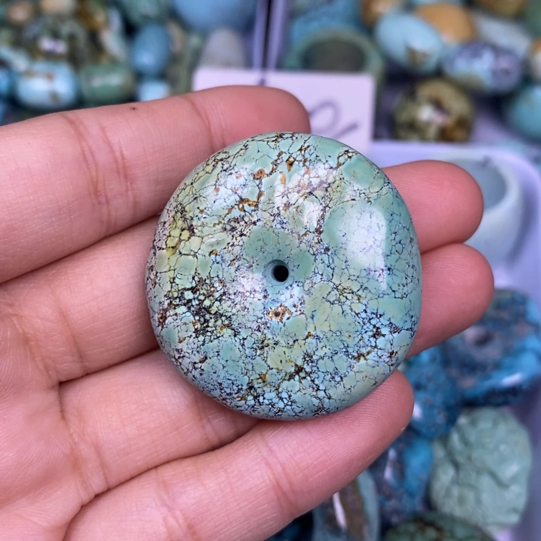 绿松石未镶嵌挂件