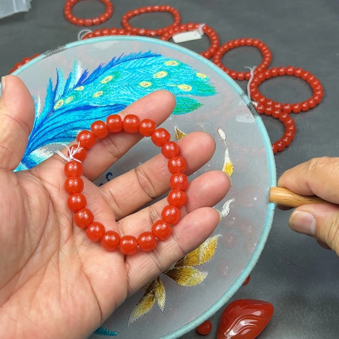 南红玛瑙珠串未镶嵌