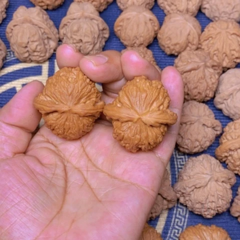 【闪购商品】吊坠文玩核桃白狮子40