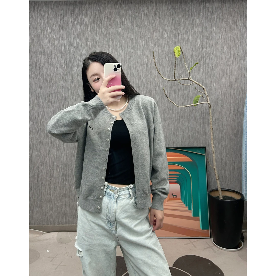 针织女长袖刺绣秋季百搭毛针织衫时尚上衣开衫早秋M113#