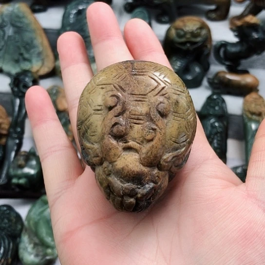 岫岩河磨玉（透闪石质玉）把件未镶嵌