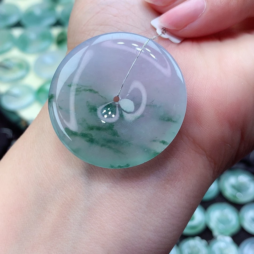 翡翠颈饰未镶嵌62尺寸36.2-6.0